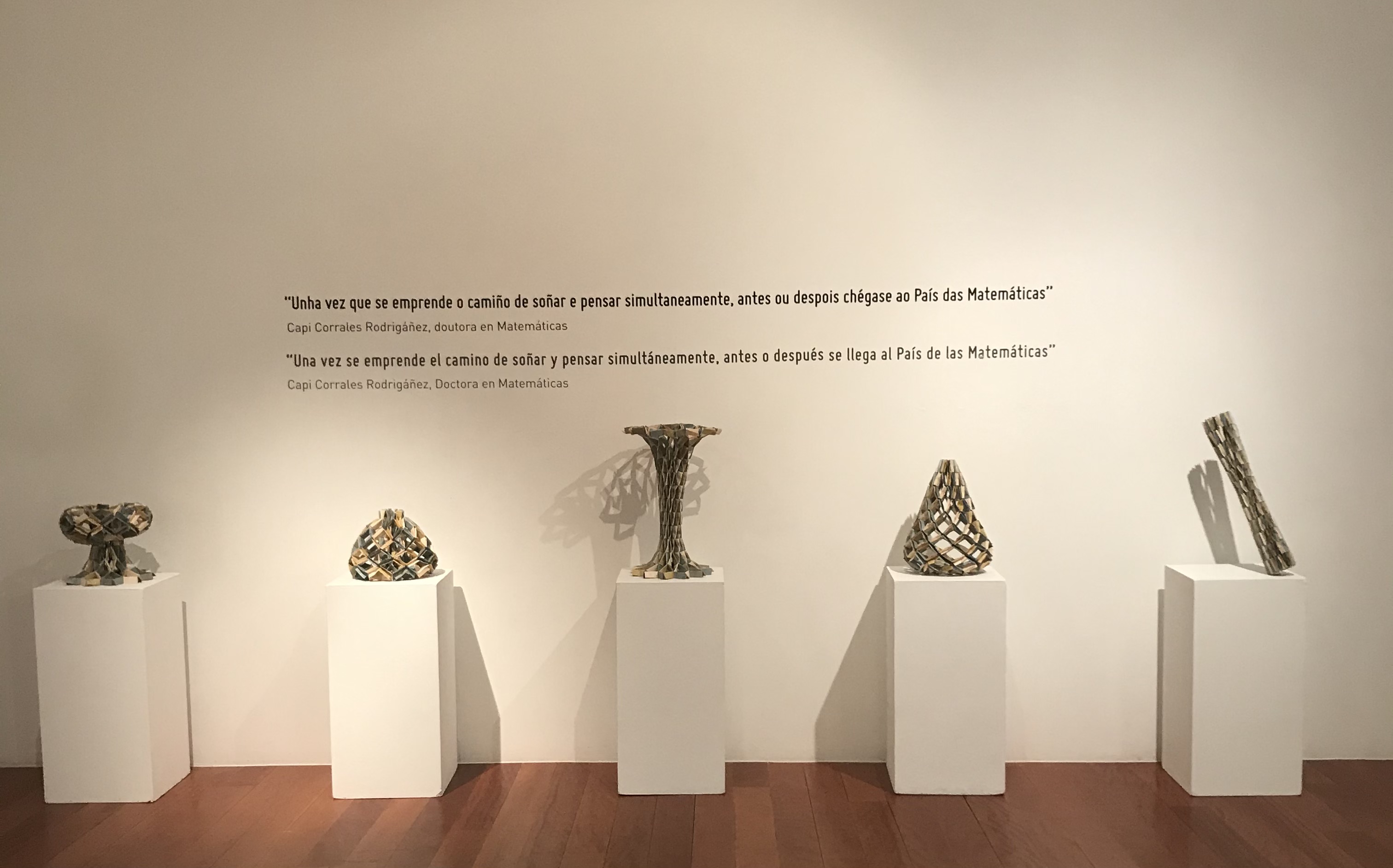 Las matemáticas a través de la creatividad de la papiroflexia en «Papiromates» en el Café Moderno Afundación Pontevedra